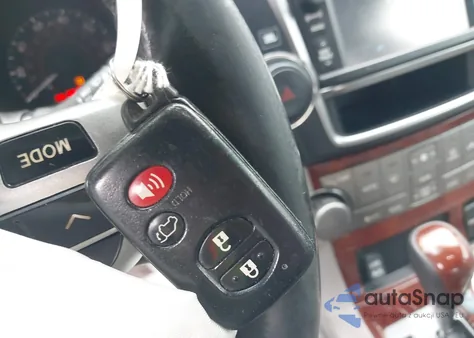 2013 Toyota Highlander Limited V6 z USA, uszkodzony, nr VIN 5TDDK3EH7DS218225